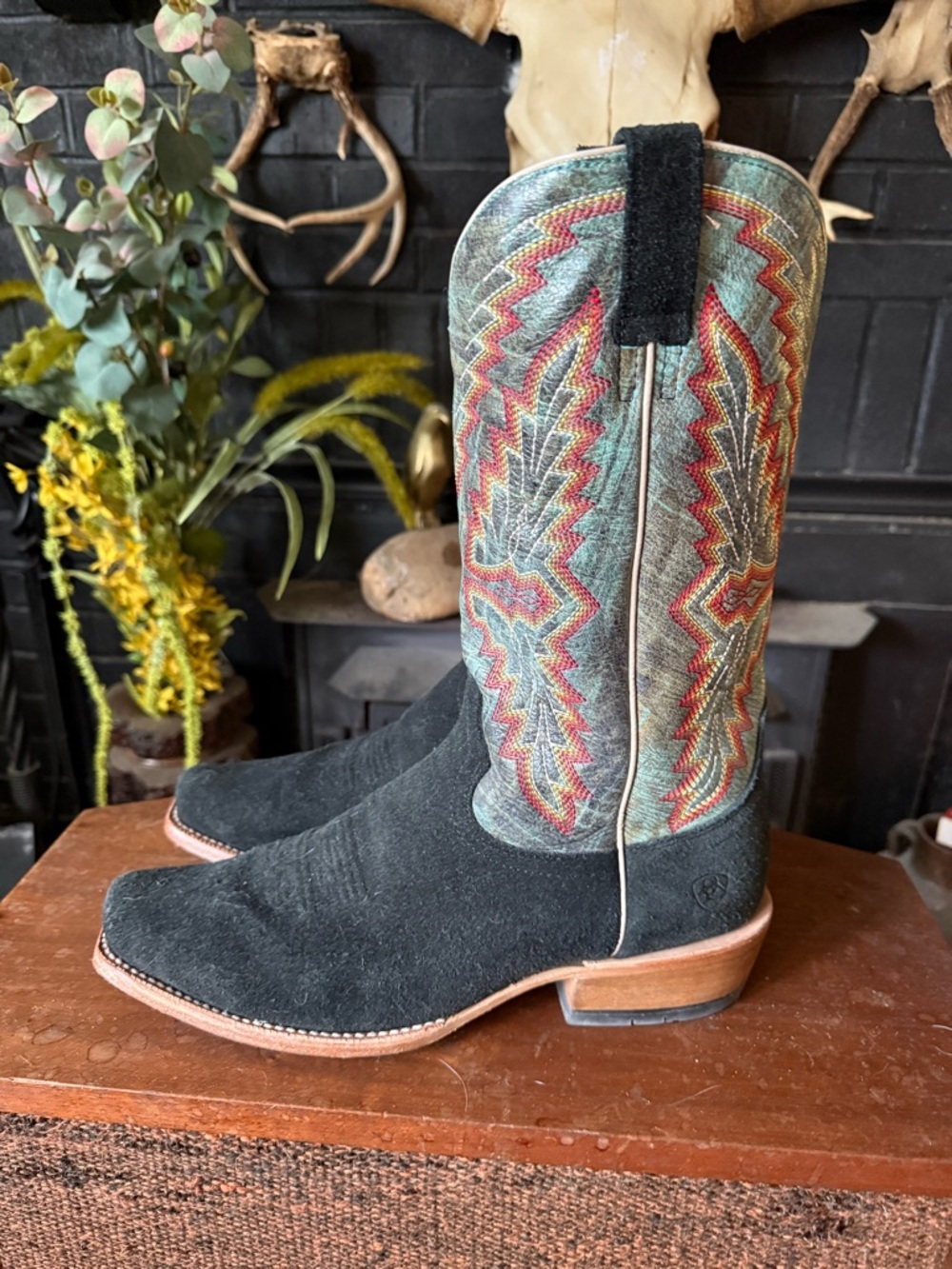 Ariat Futurity Black Suede Boots - Picture 2 of 6